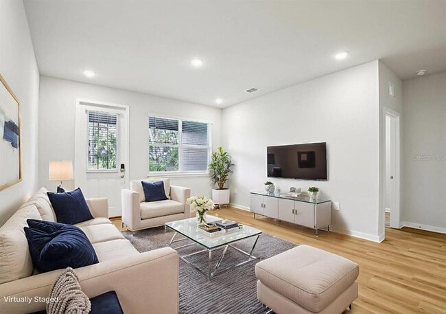 Foto del edificio - 9315 90th Ave Cir E