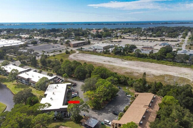 Building Photo - 3 Quails Run Blvd