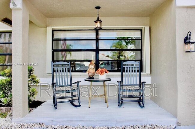 Foto del edificio - 5181 Kim Ct