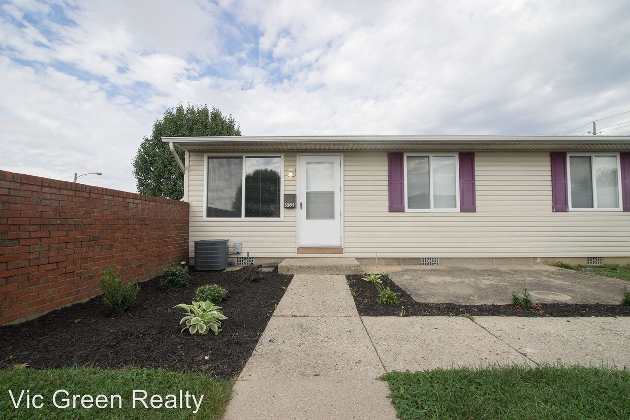 Primary Photo - 754 Randler Ave