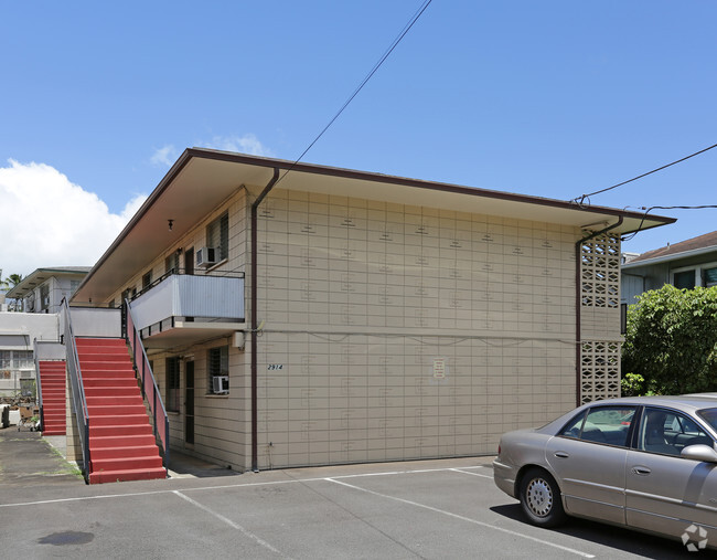 Building Photo - 2914 Kaimuki Ave