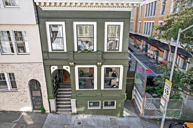 Building Photo - 1429 Jackson St
