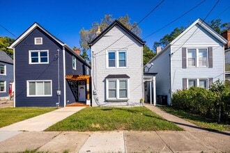 Building Photo - 1716 Brewster Ave