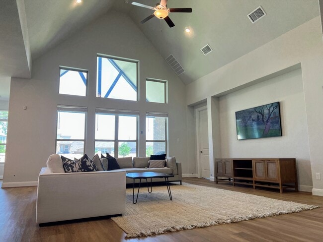 Building Photo - 509 Lambert Cv