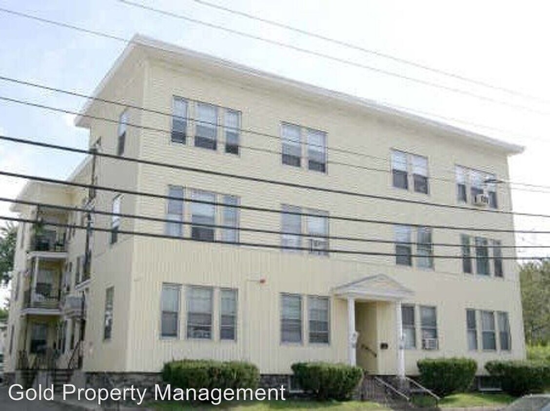 Primary Photo - 443 Andover St