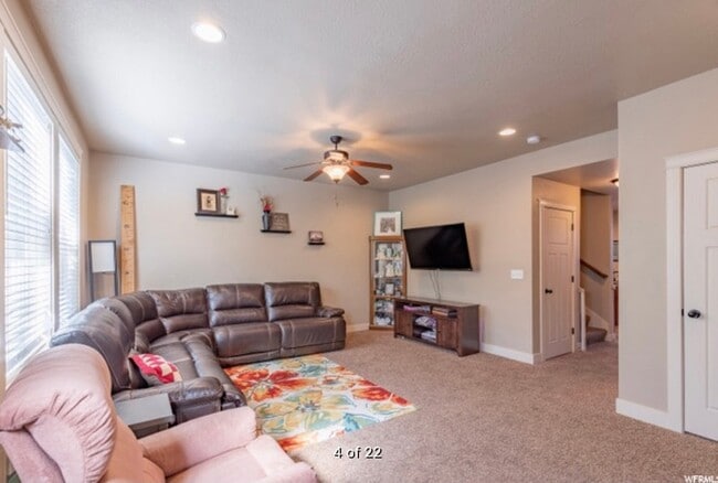 Building Photo - 255 W 2700 N