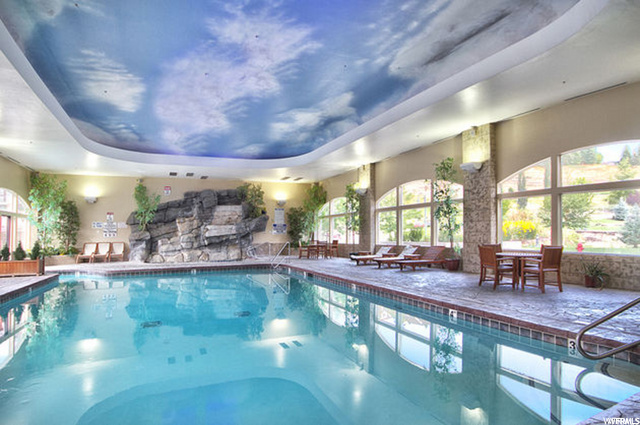 Building Photo - 784 Resort Dr