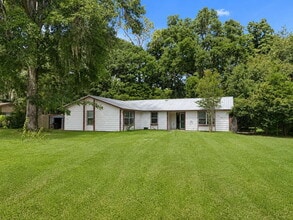 Building Photo - 357 SE Mohawk Way