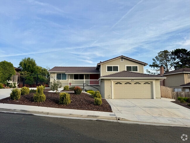 Building Photo - 148 Lancaster Way
