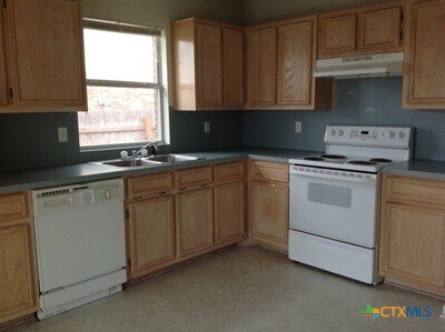 Foto del edificio - 4414 Ronald Dr