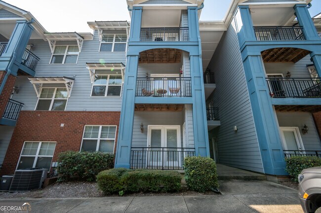Building Photo - 120 Moose Club Dr