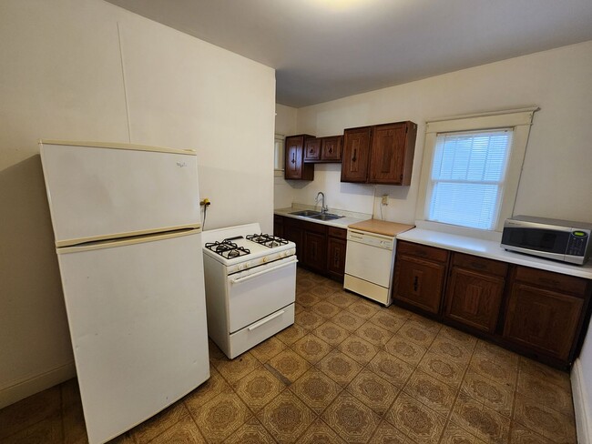 Foto del edificio - Great 2 Bedroom House in Moline