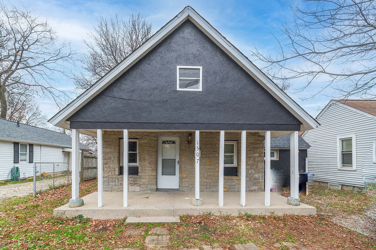 1507 Elmore Ave, Columbus, OH 43224 House Rental in Columbus, OH