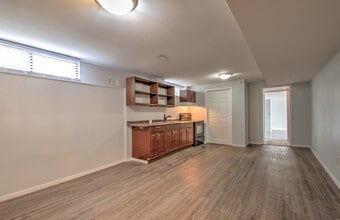Building Photo - 7421 Tronson Rd