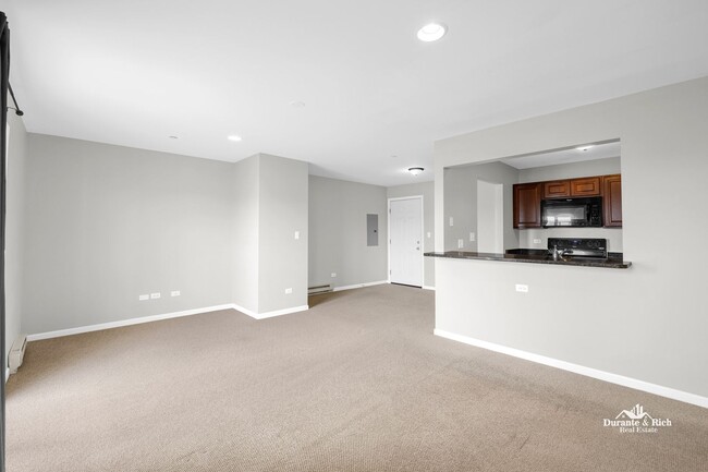 Building Photo - 1363 Cunat Ct