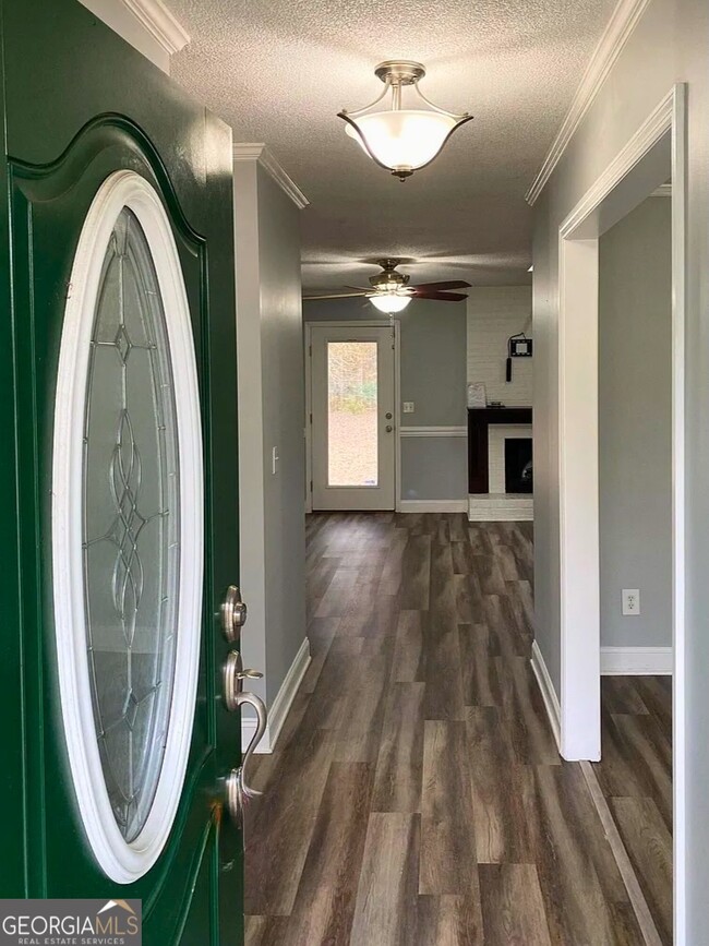 Building Photo - 176 Whippoorwill Cir