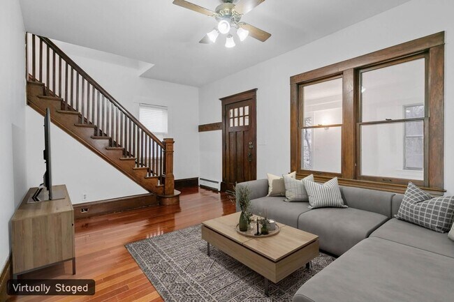 Foto del edificio - 1826 Franklin Ave SE