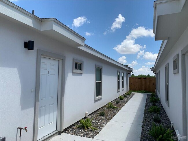 Foto del edificio - 1304 S Yankton St