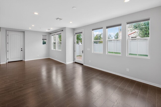 Foto del edificio - 16421 Veridian Cir