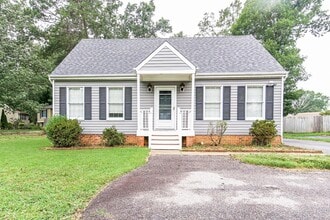 Building Photo - 10504 Moorwood Ridge Cir