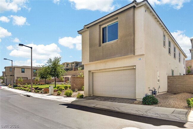 Building Photo - 1583 Pacific Baza St
