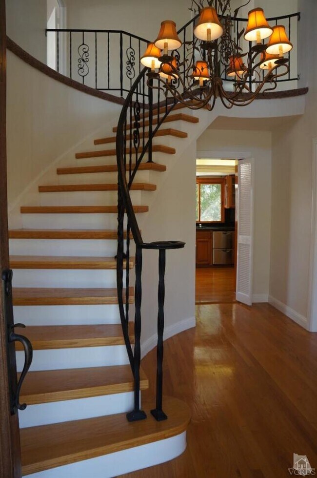 Building Photo - 2623 Velarde Dr