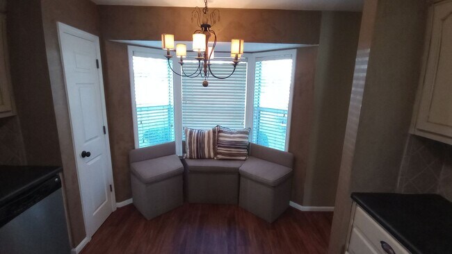 Foto del edificio - 2 bedroom 2.5 bath Cond in Reston Place