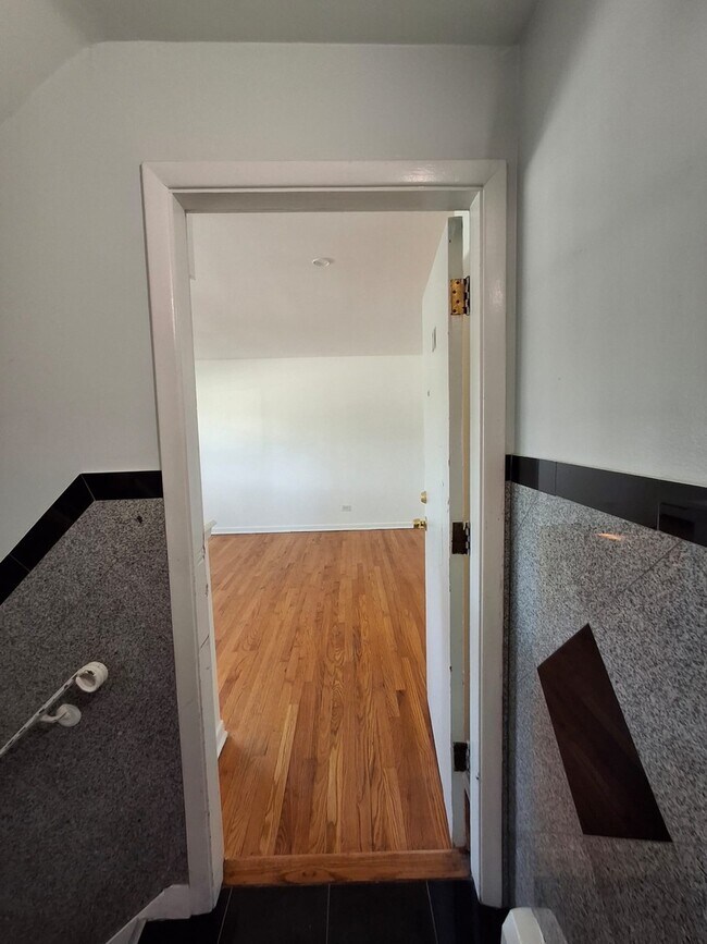 Foto del edificio - 2127 S 15th Ave