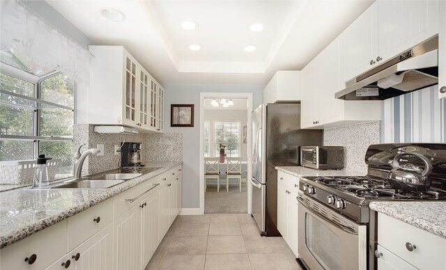 Building Photo - 1036 Henrietta Cir