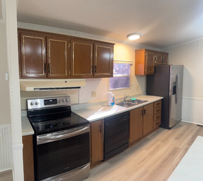 Building Photo - 9631 Arleen Ave