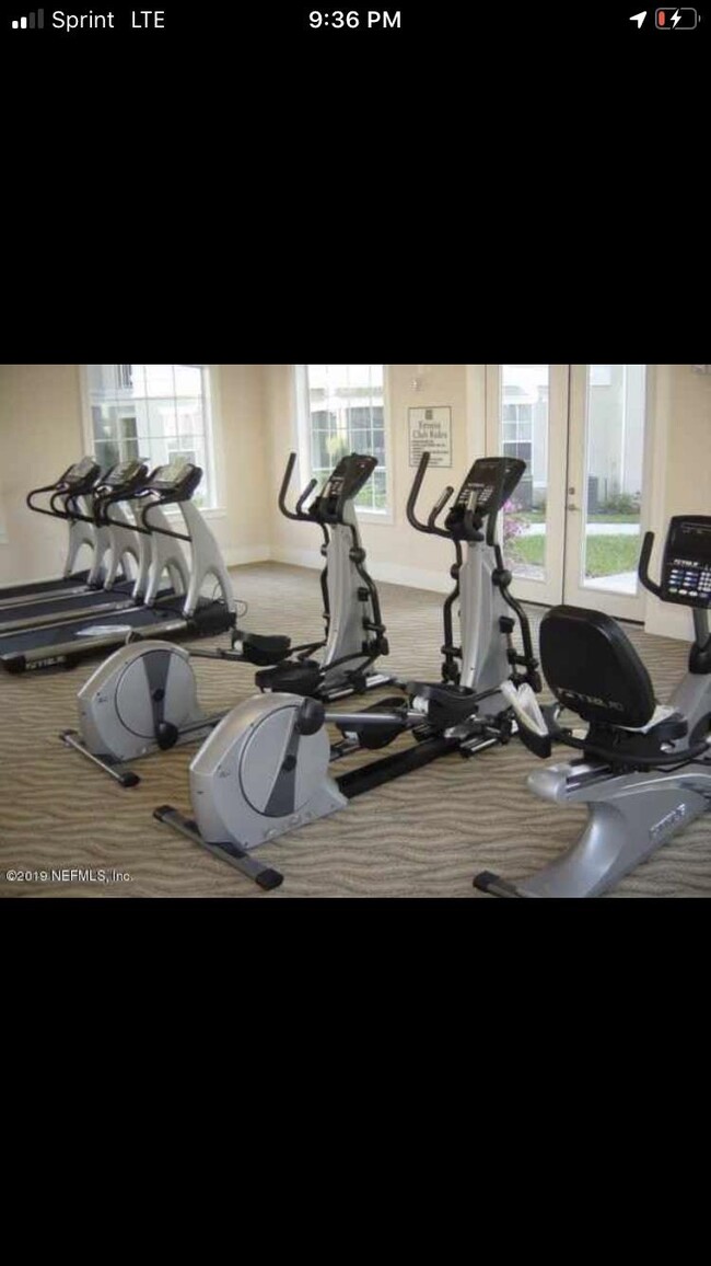 Foto del edificio - 8290 Gate Pkwy W