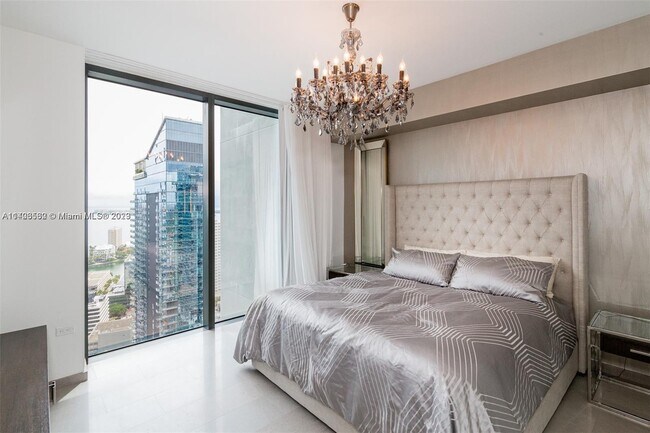 Foto del edificio - 88 SW 7th St