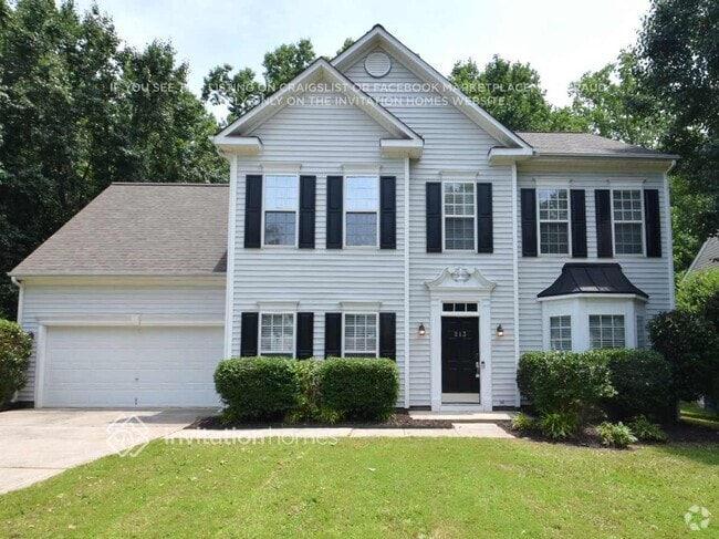 Building Photo - 213 Gabriel Dr