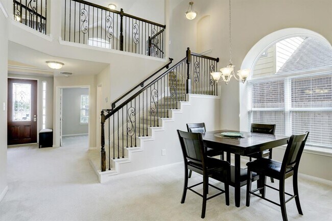 Building Photo - 15435 Pattington Cypress Dr