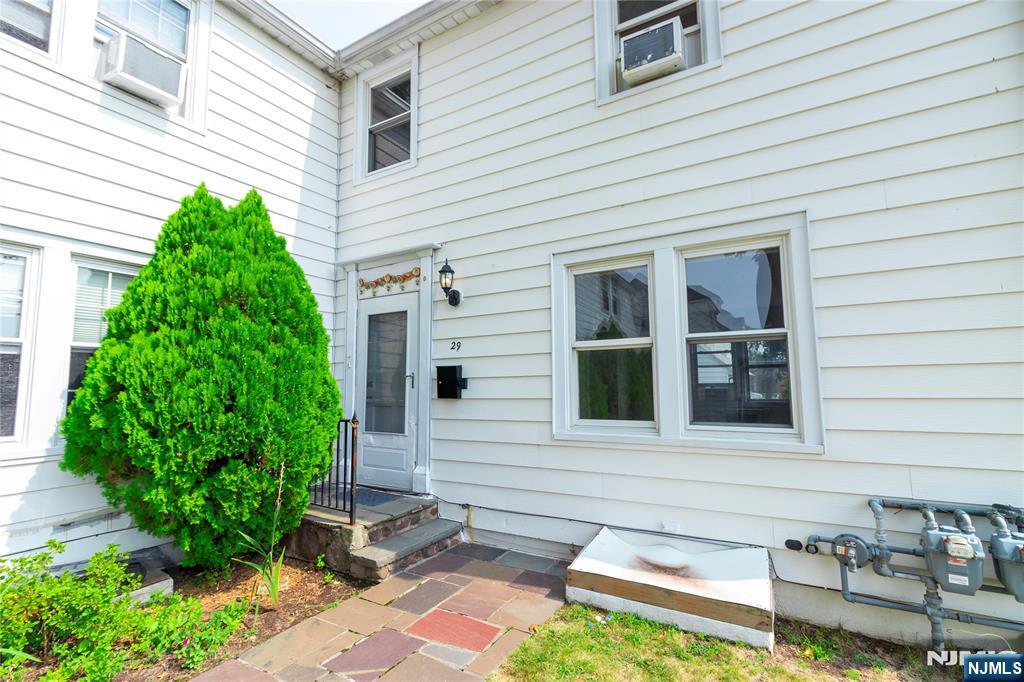 Foto principal - 29 13th Ave