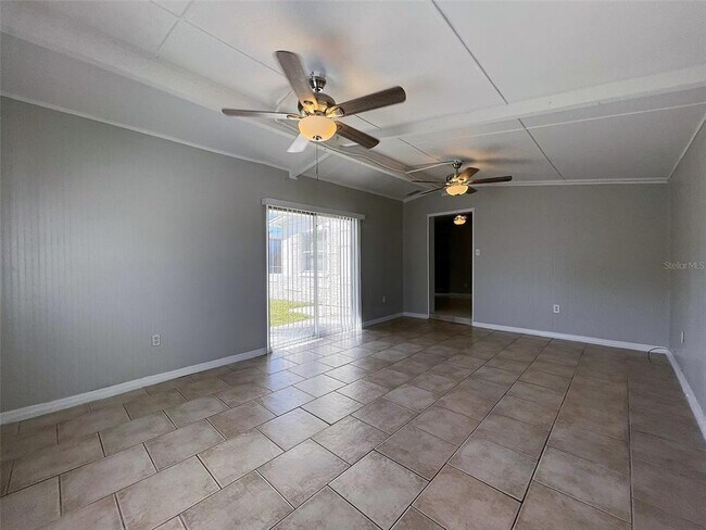 Foto del edificio - 673 59th St S