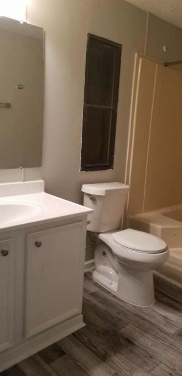 Foto del edificio - 101 Joyful Ln