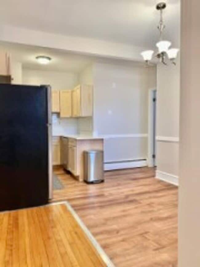 Building Photo - Renovated Brookline / Washington Square 2 Bed on Winthrop Rd for September 1st.  NO FEE