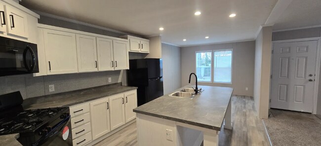 Foto del edificio - 49477 Au Lac Dr E