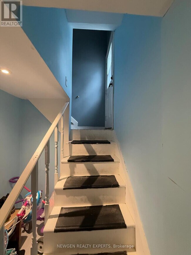 Photo du bâtiment - 66 McDonald Ave