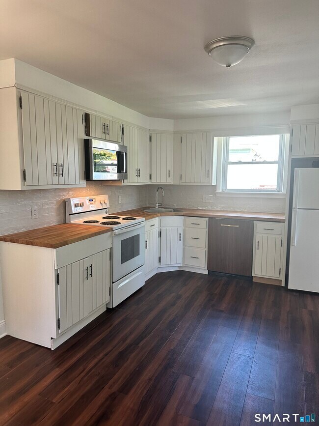 Foto del edificio - 42 1st St