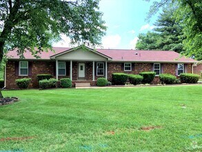 Building Photo - 1612 Magnolia Dr