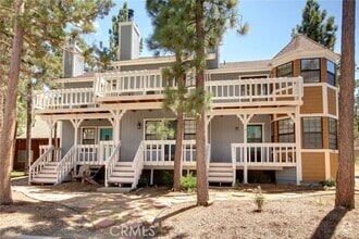 Building Photo - 430 E Country Club Blvd