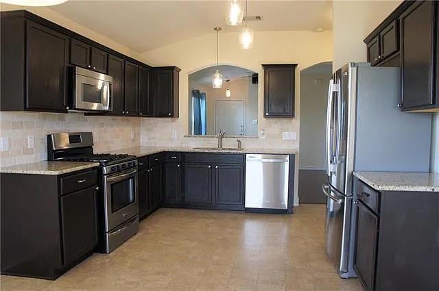 Foto principal - 1015 Remington Dr