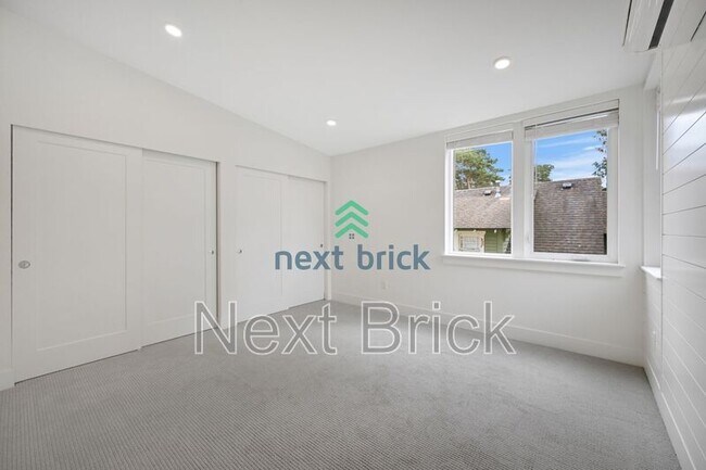 Foto del edificio - 9207 1st Ave NW