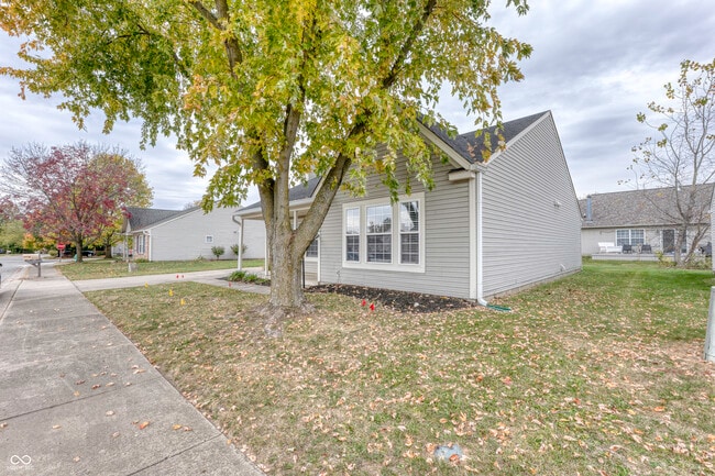 Foto del edificio - 8520 Lincoln Ct