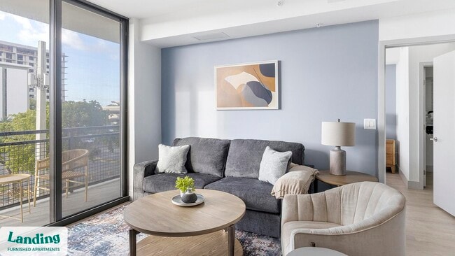 Building Photo - 1155 NE 126th St