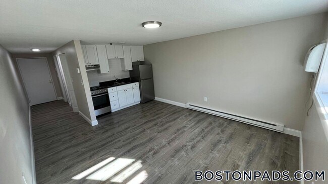 Foto del edificio - 799 Farm Rd