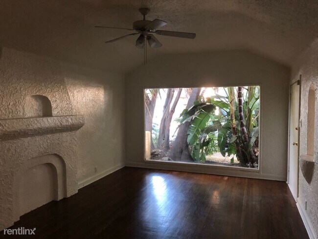 Building Photo - 2 br, 1 bath House - 905 N Stanley Ave