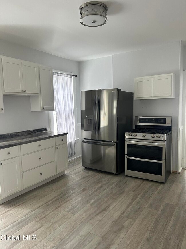 Building Photo - 107 North Ten Broeck Street